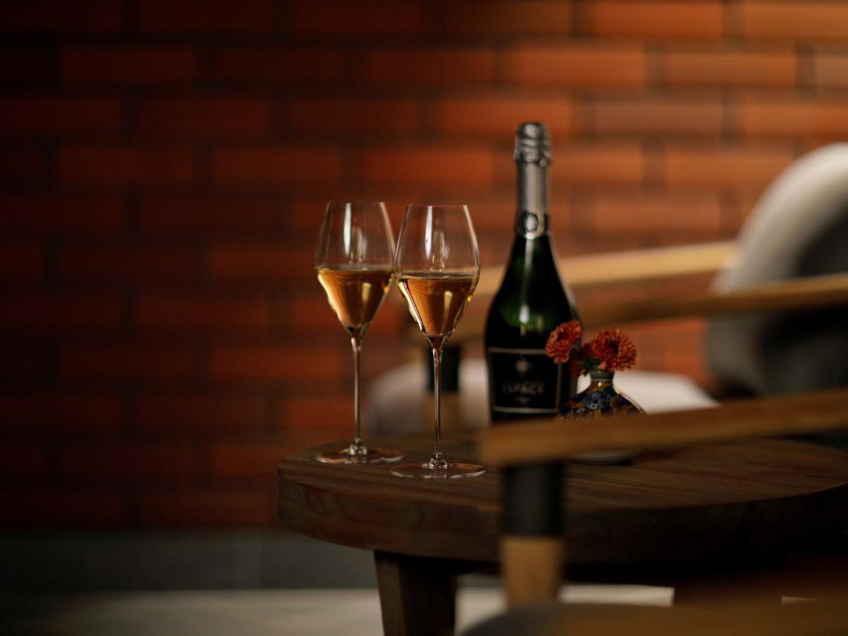 The Hotel Sanraku Kanazawa 21Th December 2022 Open Exteriér fotografie Champagne