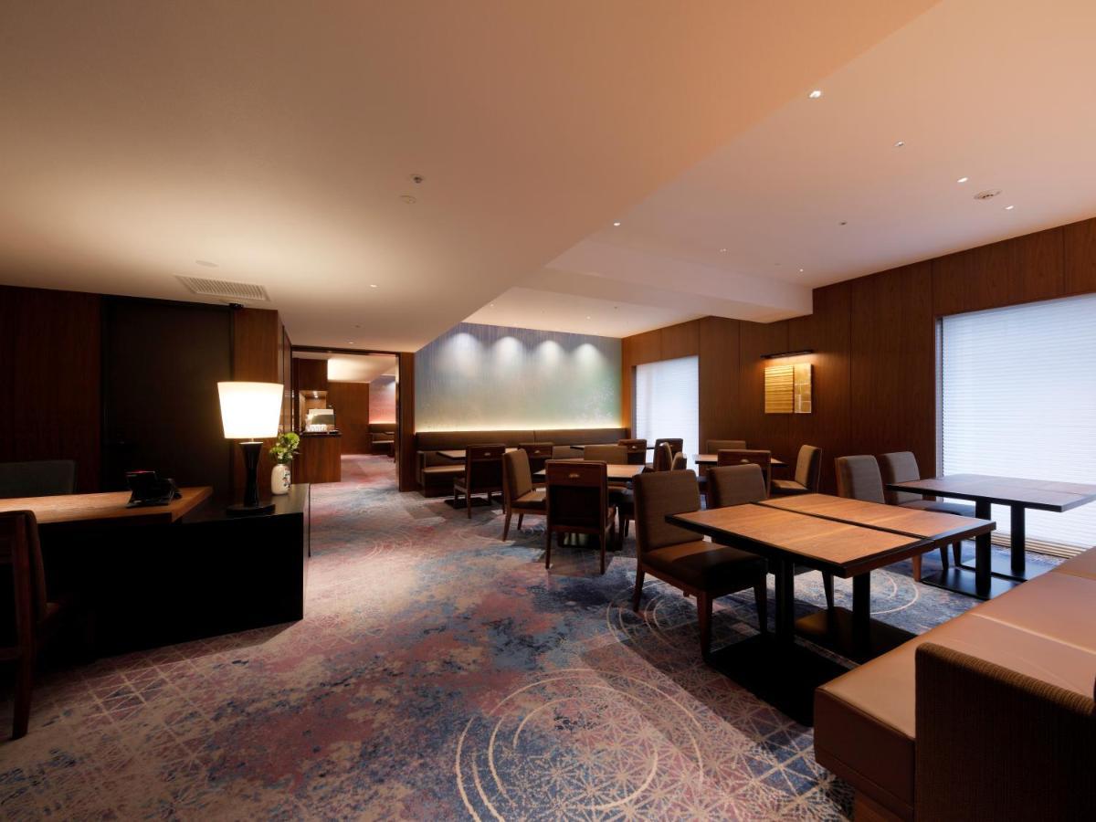 The Hotel Sanraku Kanazawa 21Th December 2022 Open Exteriér fotografie Club Lounge at Tokyo International Airport