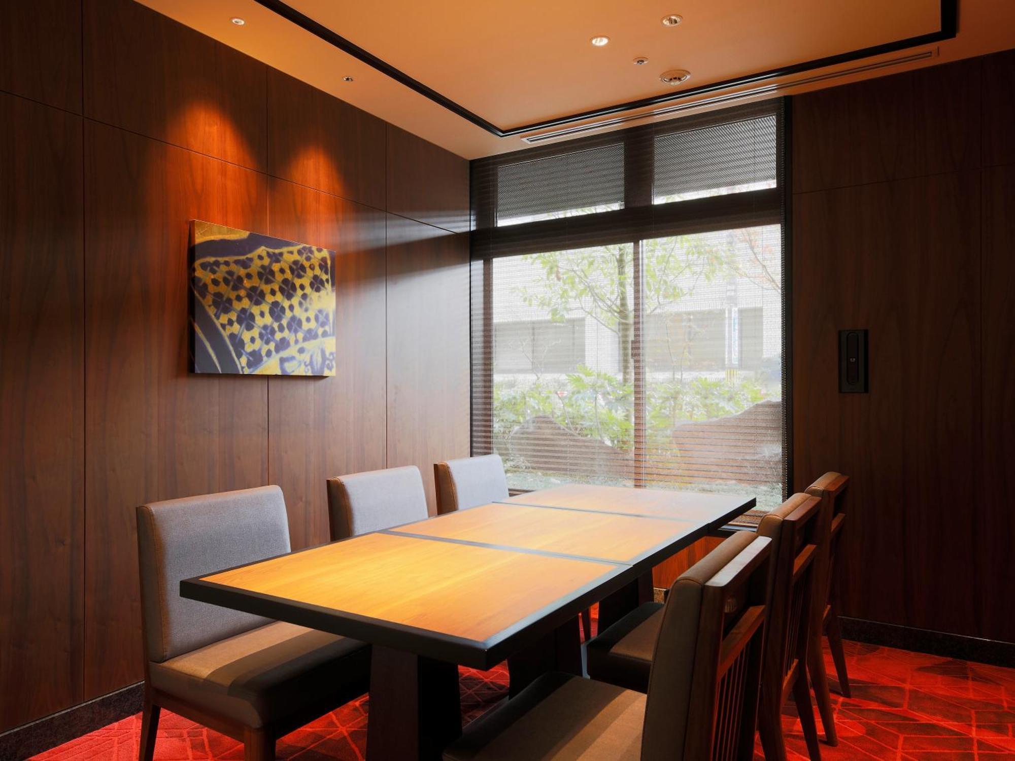 The Hotel Sanraku Kanazawa 21Th December 2022 Open Exteriér fotografie A private room at a restaurant in Japan