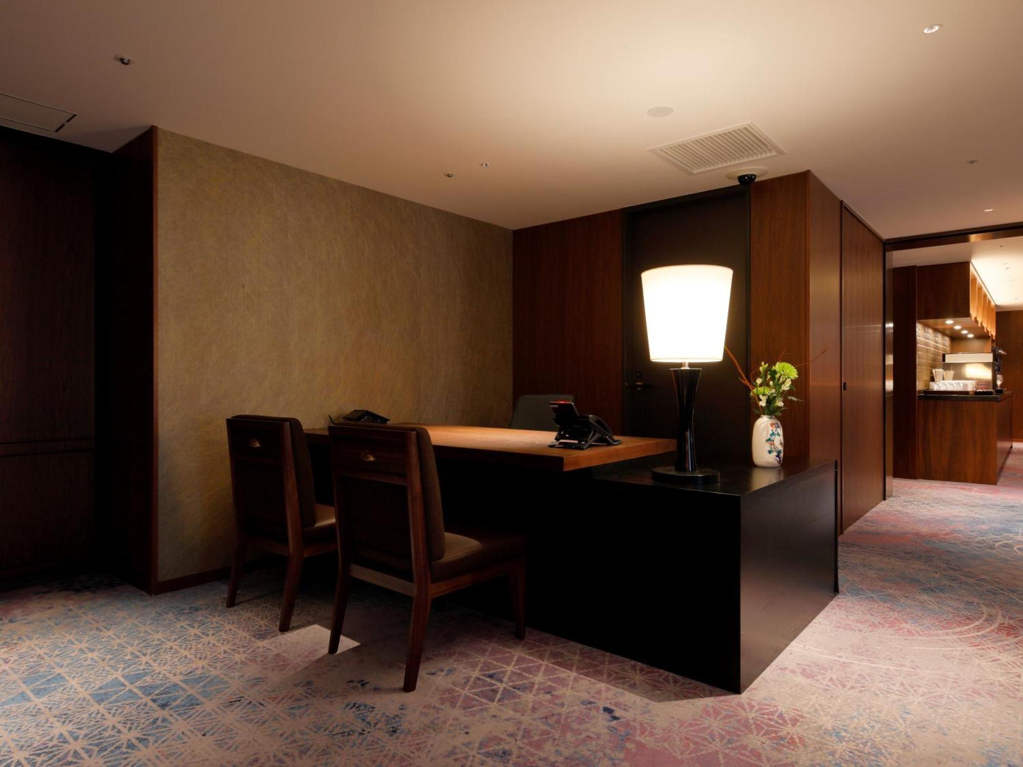The Hotel Sanraku Kanazawa 21Th December 2022 Open Exteriér fotografie A suite at the hotel