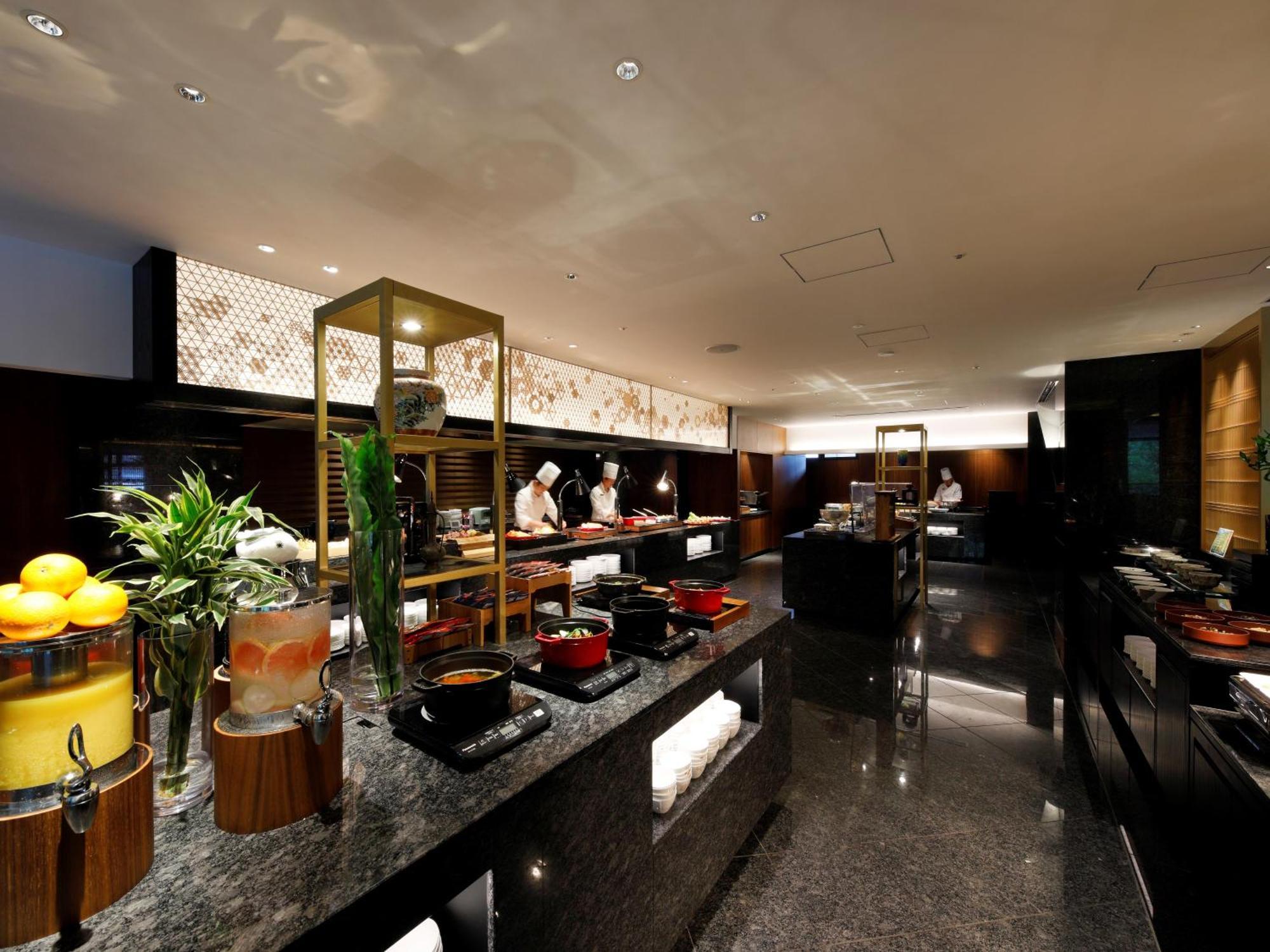 The Hotel Sanraku Kanazawa 21Th December 2022 Open Exteriér fotografie The Royal Wing Suites and Spa
