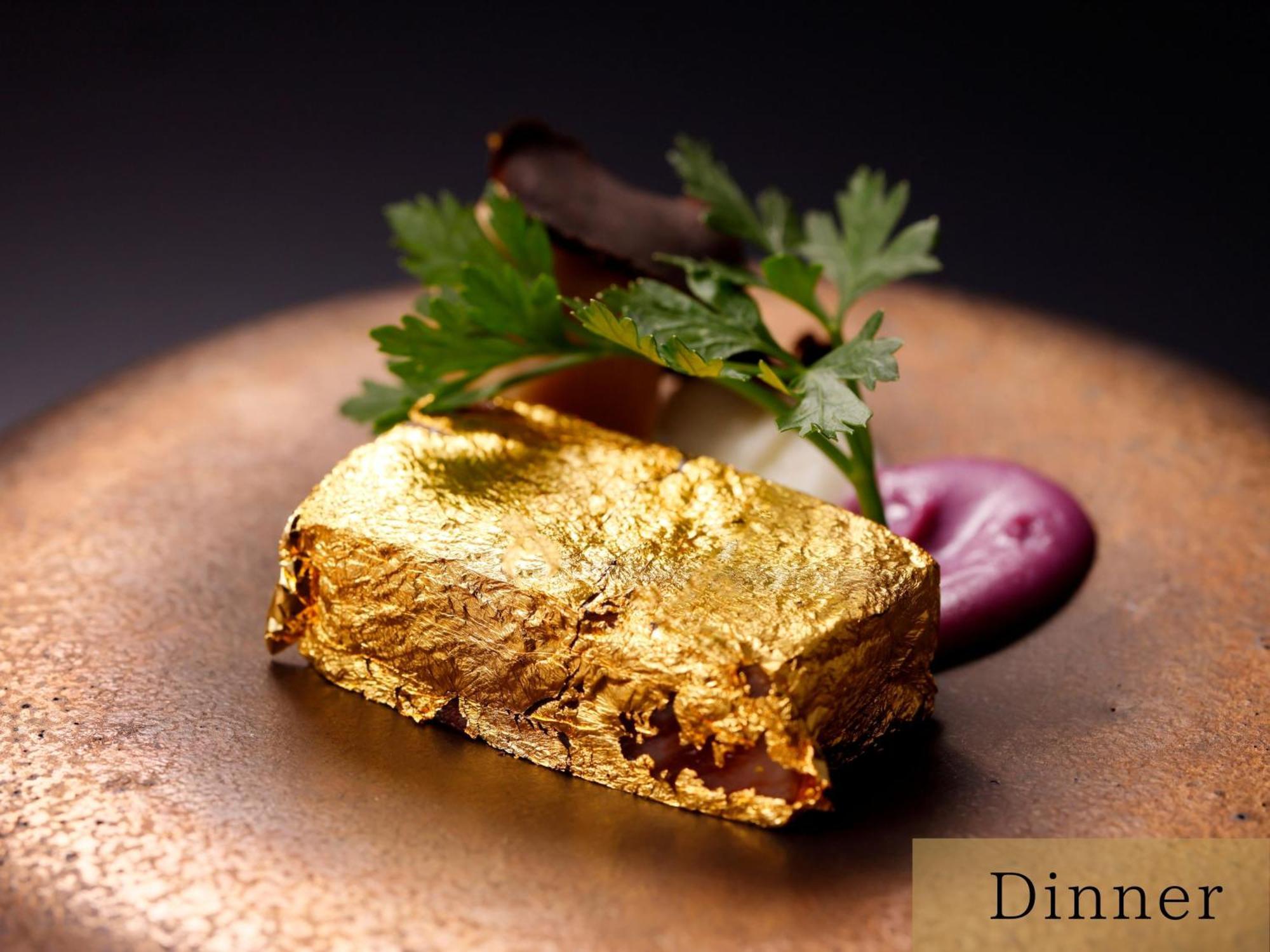 The Hotel Sanraku Kanazawa 21Th December 2022 Open Exteriér fotografie Gold-plated foie gras